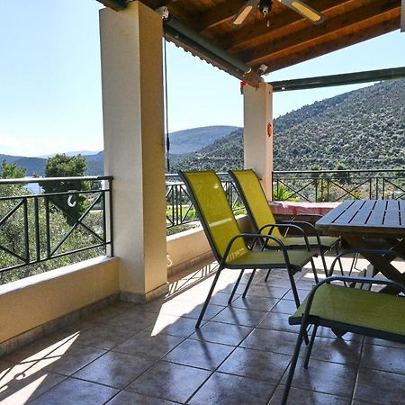 Pavlos' Cottage With Beach View Корфос Экстерьер фото