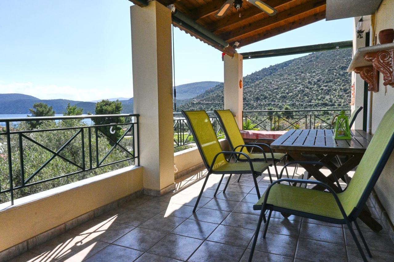 Pavlos' Cottage With Beach View Корфос Экстерьер фото